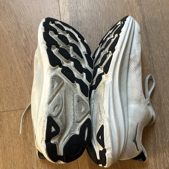 Men's White Hoka Running Shoes Clifton 9 men’s shoe - Picture 3 of 6